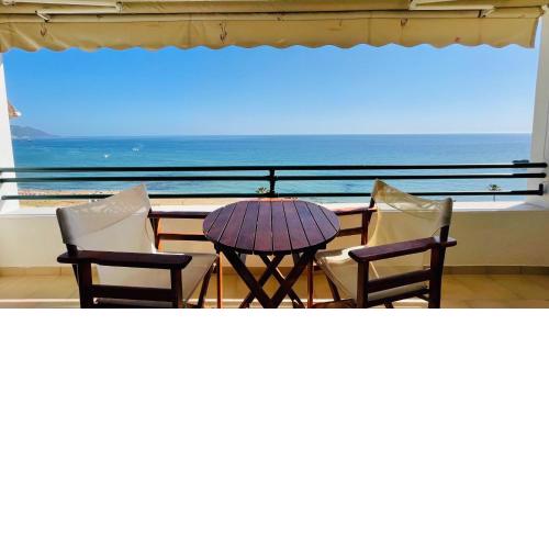 Panoramic sea view1bedroom Apart.Glyfada beach2-4p