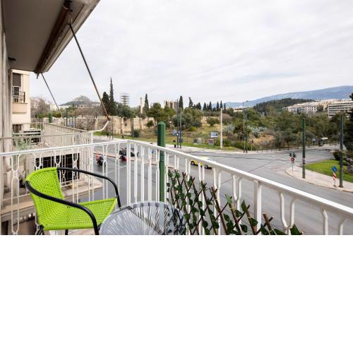 Panoramic view apartment next to Acropolis