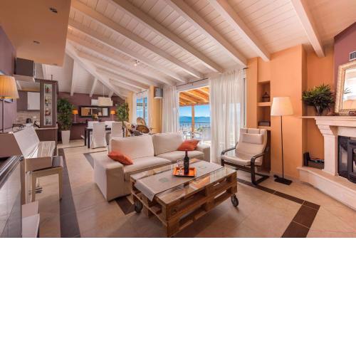 Panoramic view!Penthouse 120qm of sea & mountain