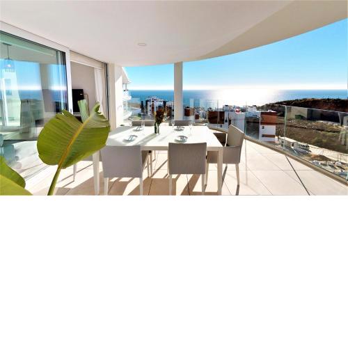 Panoramica views superb luxury apartment
