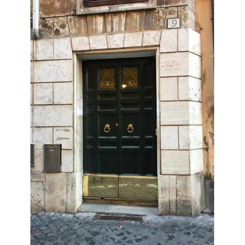 Pantheon Old Suite