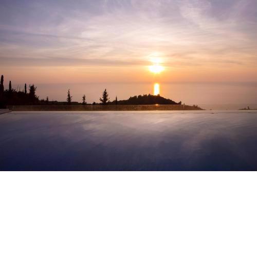 PANTHEON RESORT AND VILLAS