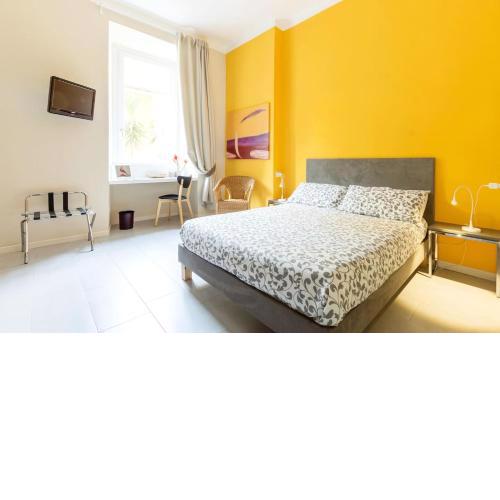 Paola Guest House