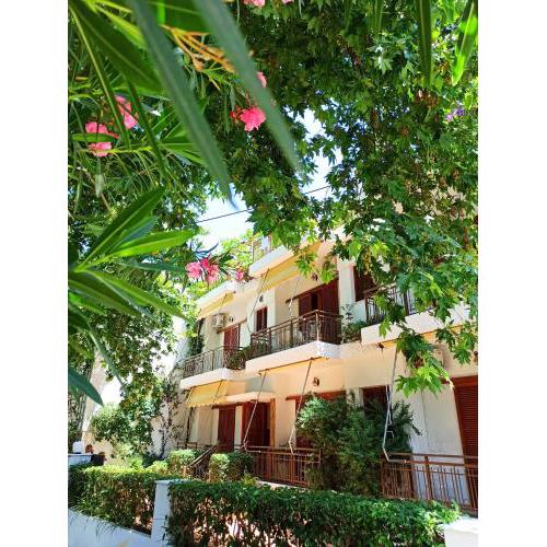 Papadioti Apartments