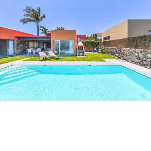 Par 4 Villa 3