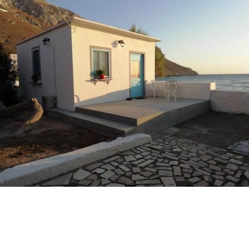 PARADISE ON THE KANTOUNI BEACH