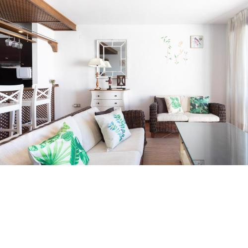 Paradise suites by ANNE, Costa deje