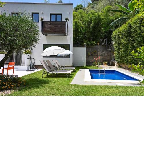 Paradisea nature and pool