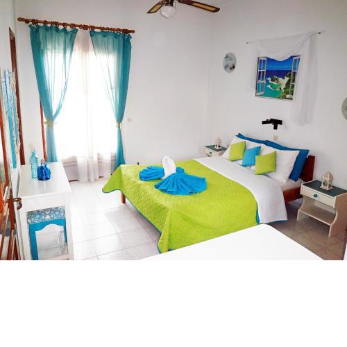Paraskevi Apartments