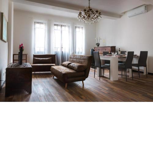 Parco Ducale Elegant Apartment con Balcone