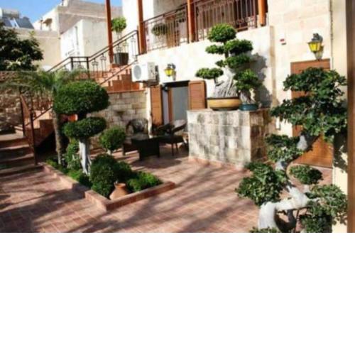 Paris Hotel
