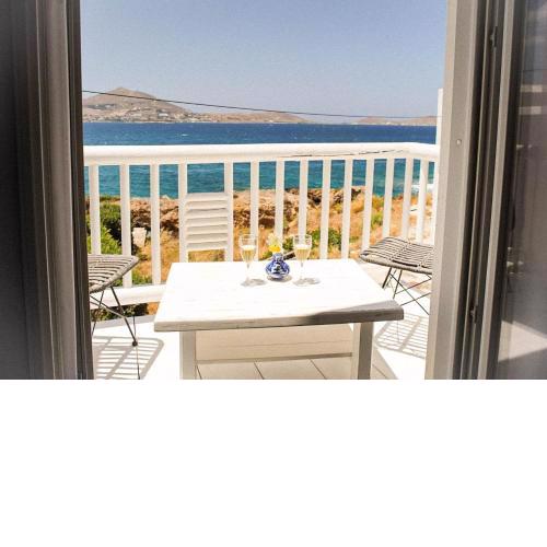 Paros Enjoy Apartments