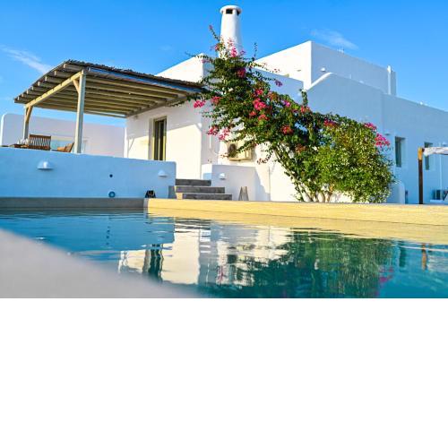 Paros House