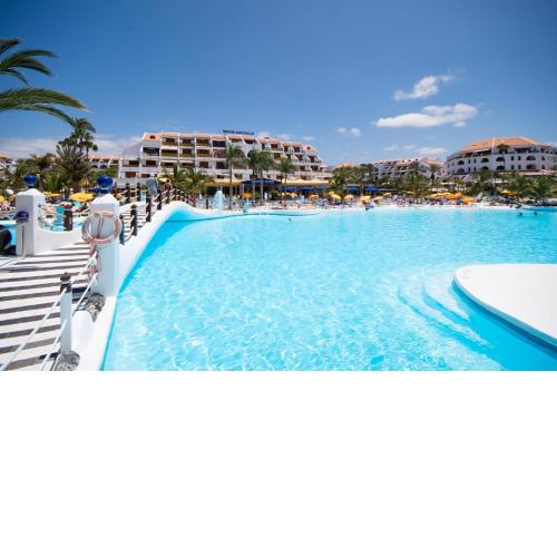 Parque Santiago III 165 - Studio ground floor with pool view