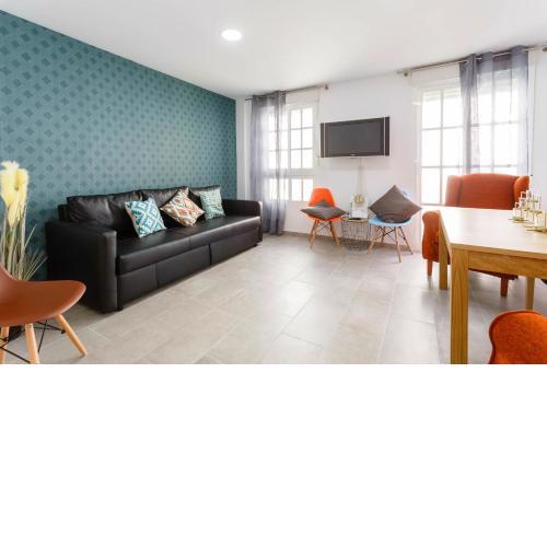 PASACALLES Home by Cadiz4Rentals