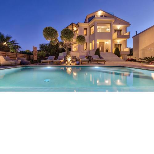 Pasithea Elegant Villa
