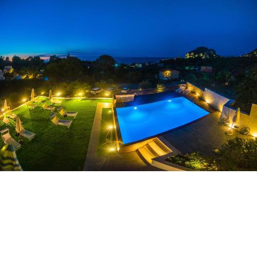 Pater Meus Suites