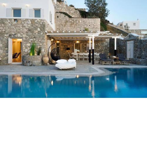 Patron Pool Sunset Villa- Seven Bedrooms