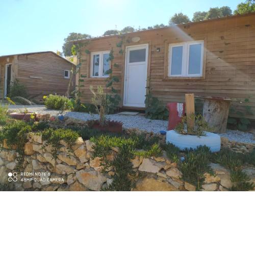 Pavlonya Bungalows
