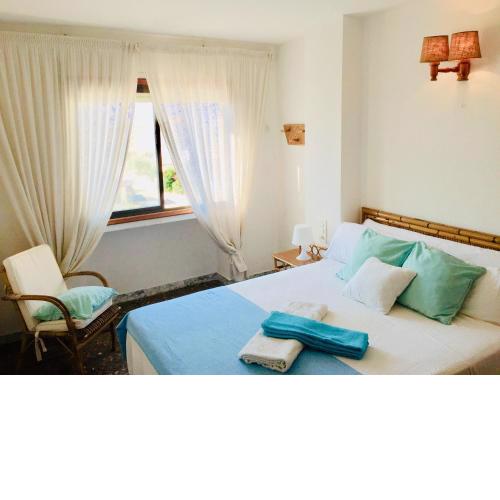 Peaceful Apartment in a Beachfront Complex