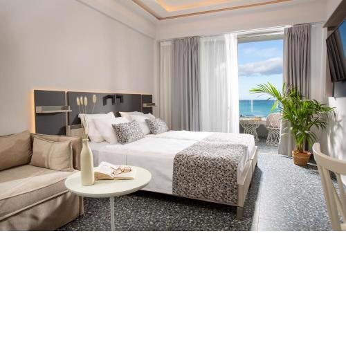 Pearl SeaBreeze Suites