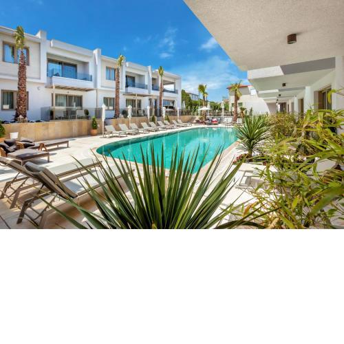 Pefki Deluxe Residences