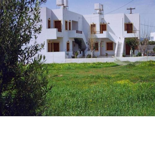 Pela Apartments