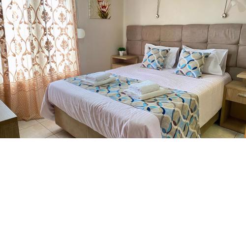 Pelineon Rooms