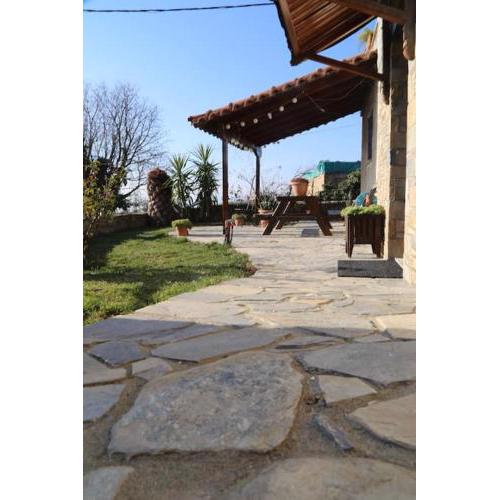 Pelion Getaway-Own garden -parking-Pet friendly