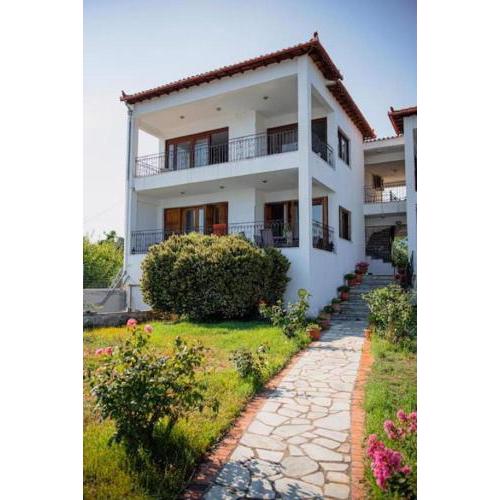 Pelionbeachouse