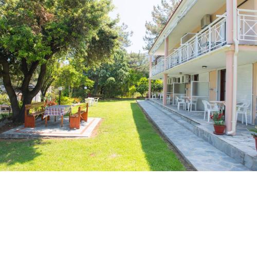 Pension Giannis Αdults only