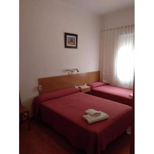 PENSION MIRAFLORES