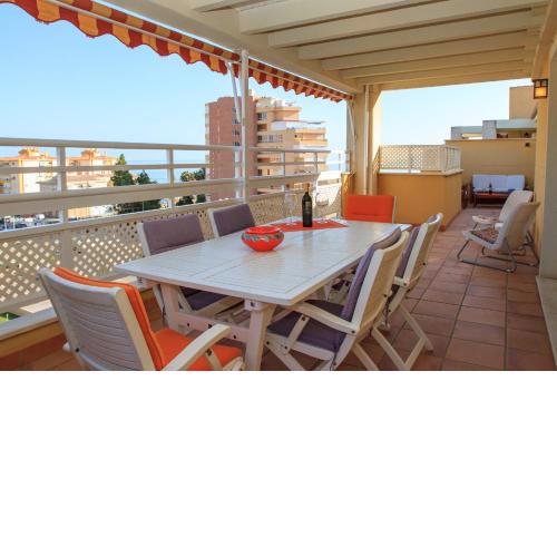 Penthouse Ana