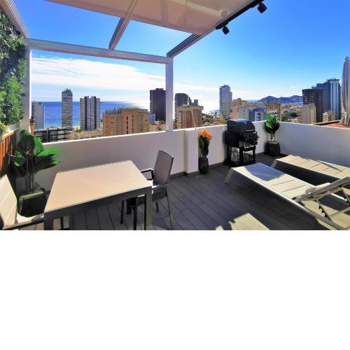 Penthouse Cervantes Sea View