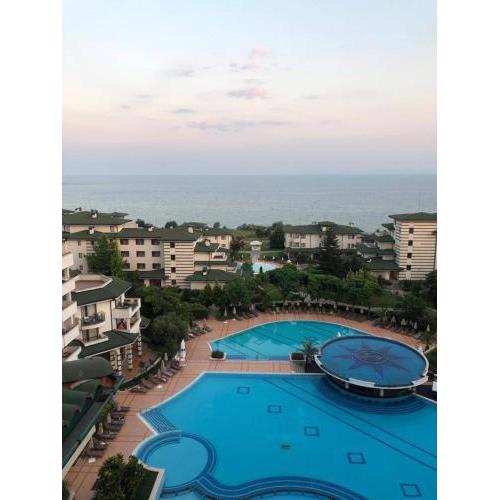 Penthouse in Emerald Beach, Resort & SPA