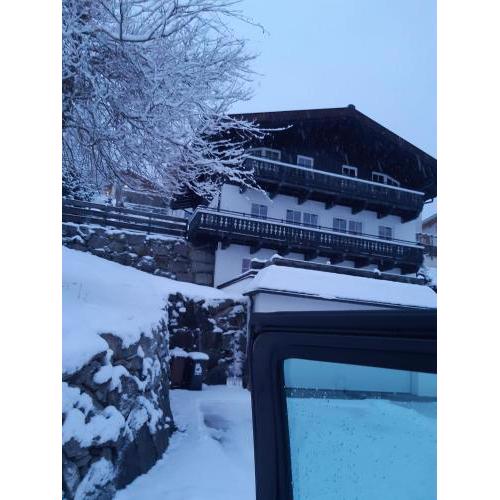 Penthouse Inventum, Neukirchen