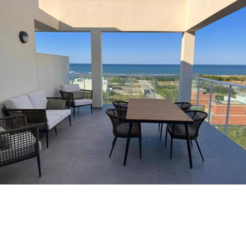 Penthouse sea view