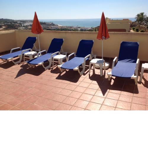Penthouse sea views roof terrace communal pool