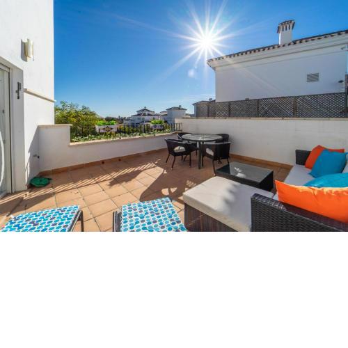 Penthouse with Large Terrace - SE731LT