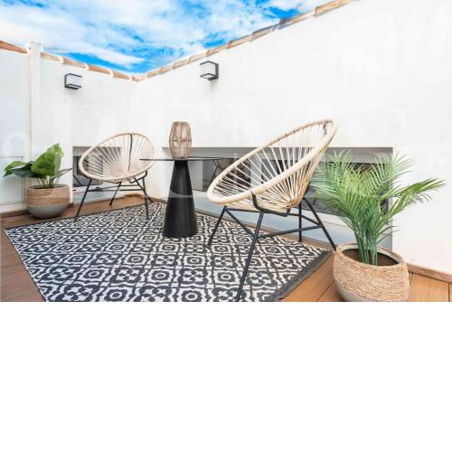 Penthouse with private rooftop in the heart of Malaga