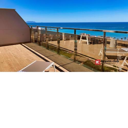 Penthouse with sea view - Los Abedules by Bravos Club