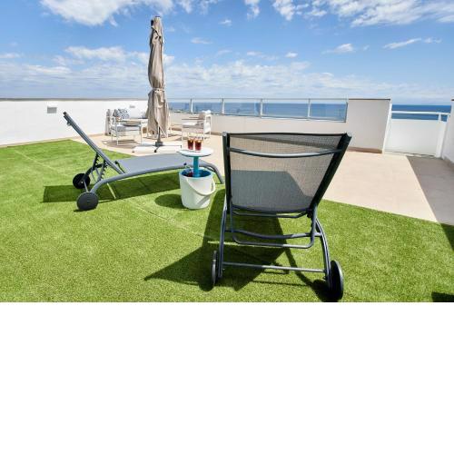 Penthouse with stunning view and rooftop terrace