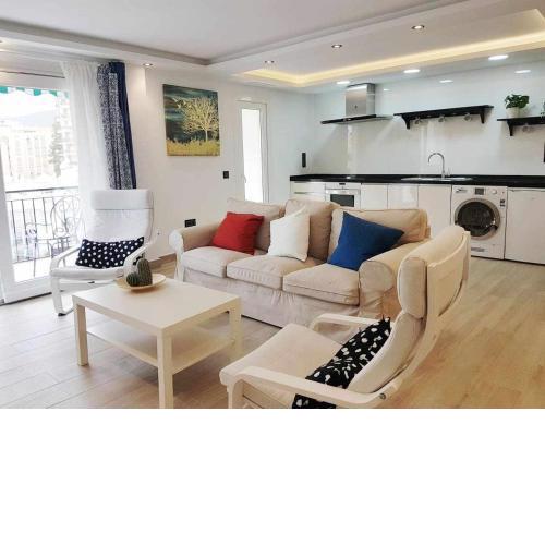 Pepes Home 3 habitaciones y parking gratis
