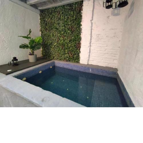 Pequeño Alojamiento con Mini Piscina - NO climatizada
