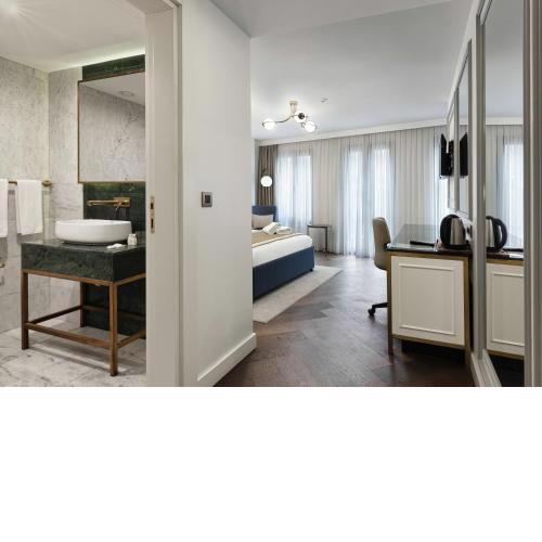 Pera Rasso Boutique Hotel