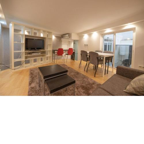 Perfect apartment next to Sol and Plaza Mayor