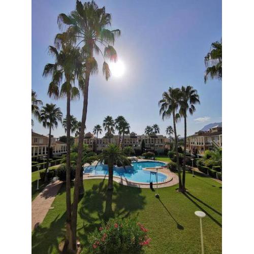 Perfect family holiday! Modern penthouse in Dénia only 200 m to the beach!