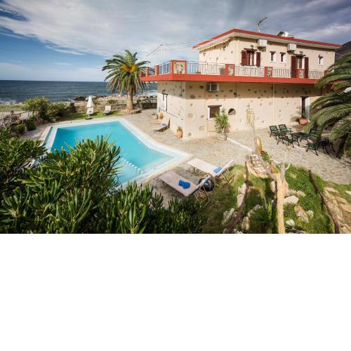 Pericles Beach Villa