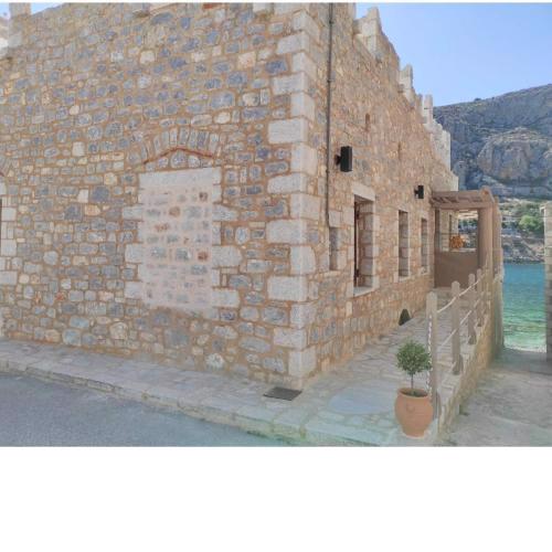 Perimenis Seaside House
