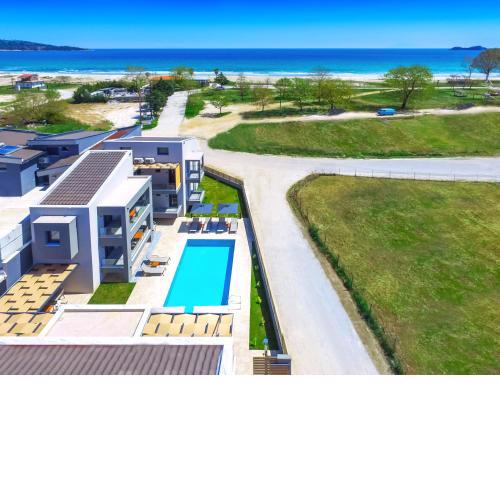 Perla Beach